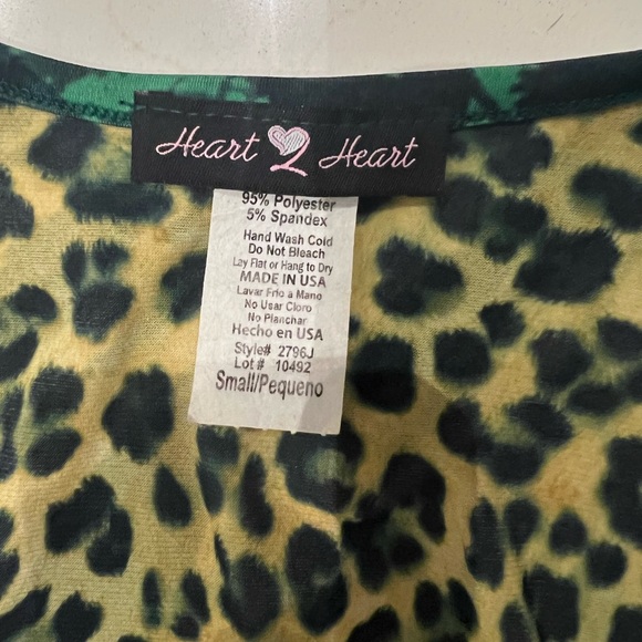 Green Animal Print Top - Picture 4 of 4